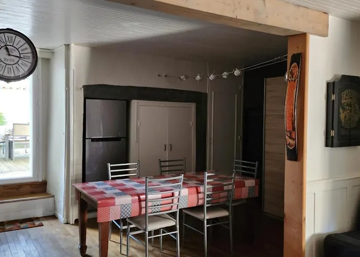 La Maison De Jade Σπίτι διακοπών